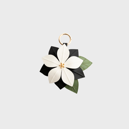 CHARM LILIANA HUESO