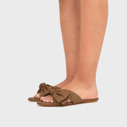 ADRIANA FLAT MARRÓN