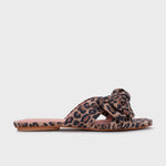 Cargue la imagen en el visor de la galería, ADRIANA FLAT LEOPARDO

