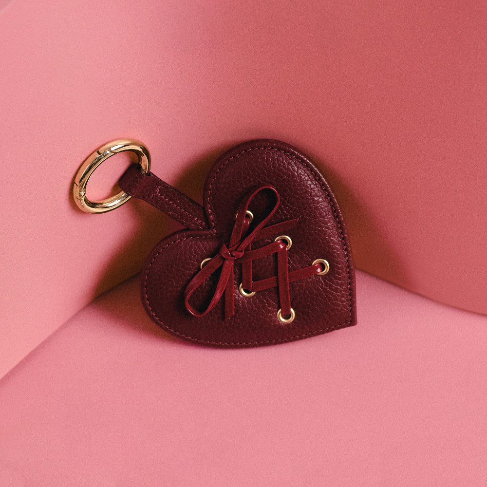 CHARM CORAZÓN AMARA BORGOÑA