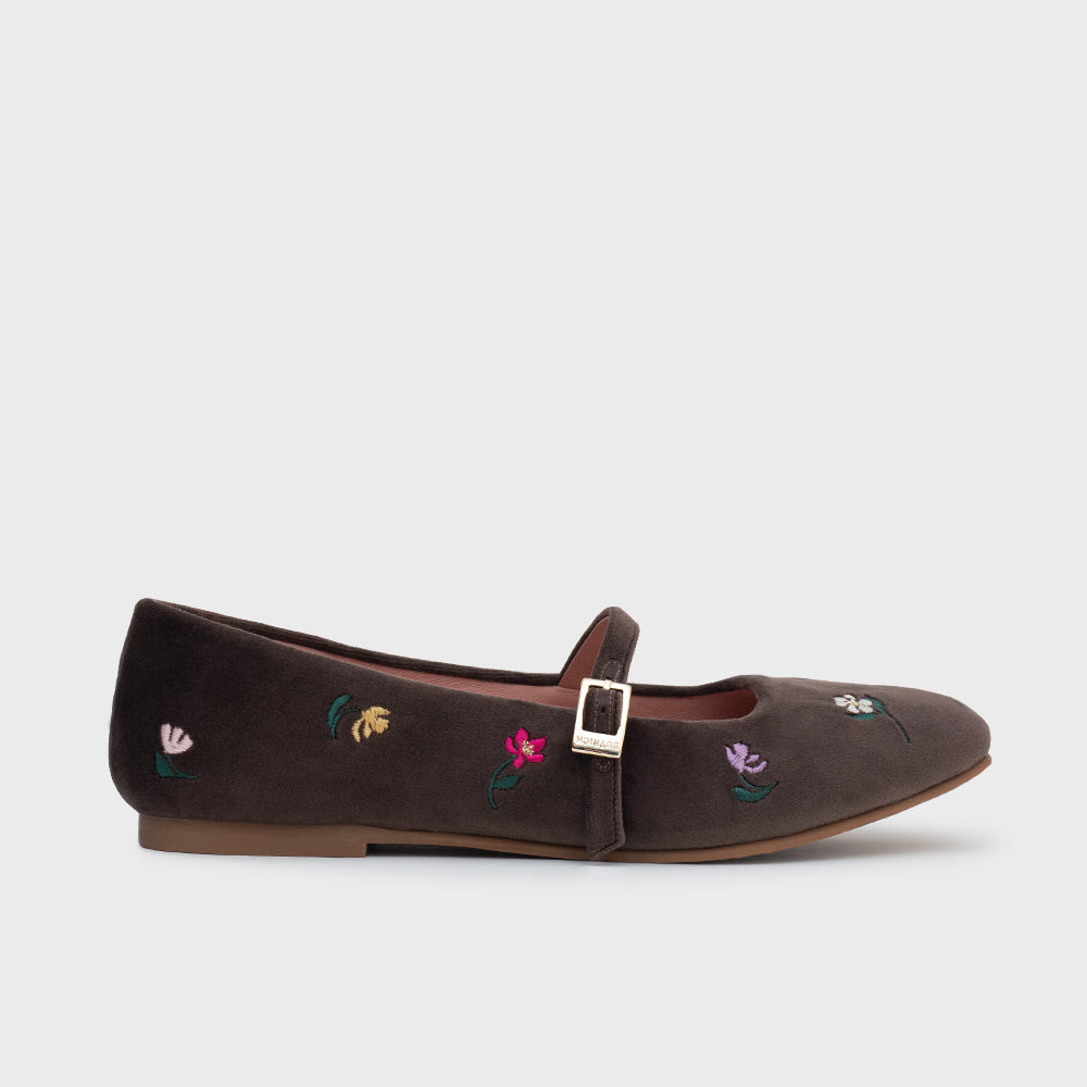 BLOSSOM FLAT MARRÓN