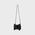 Cargue la imagen en el visor de la galería, MINI BOW BAG NEGRO BRILLANTE