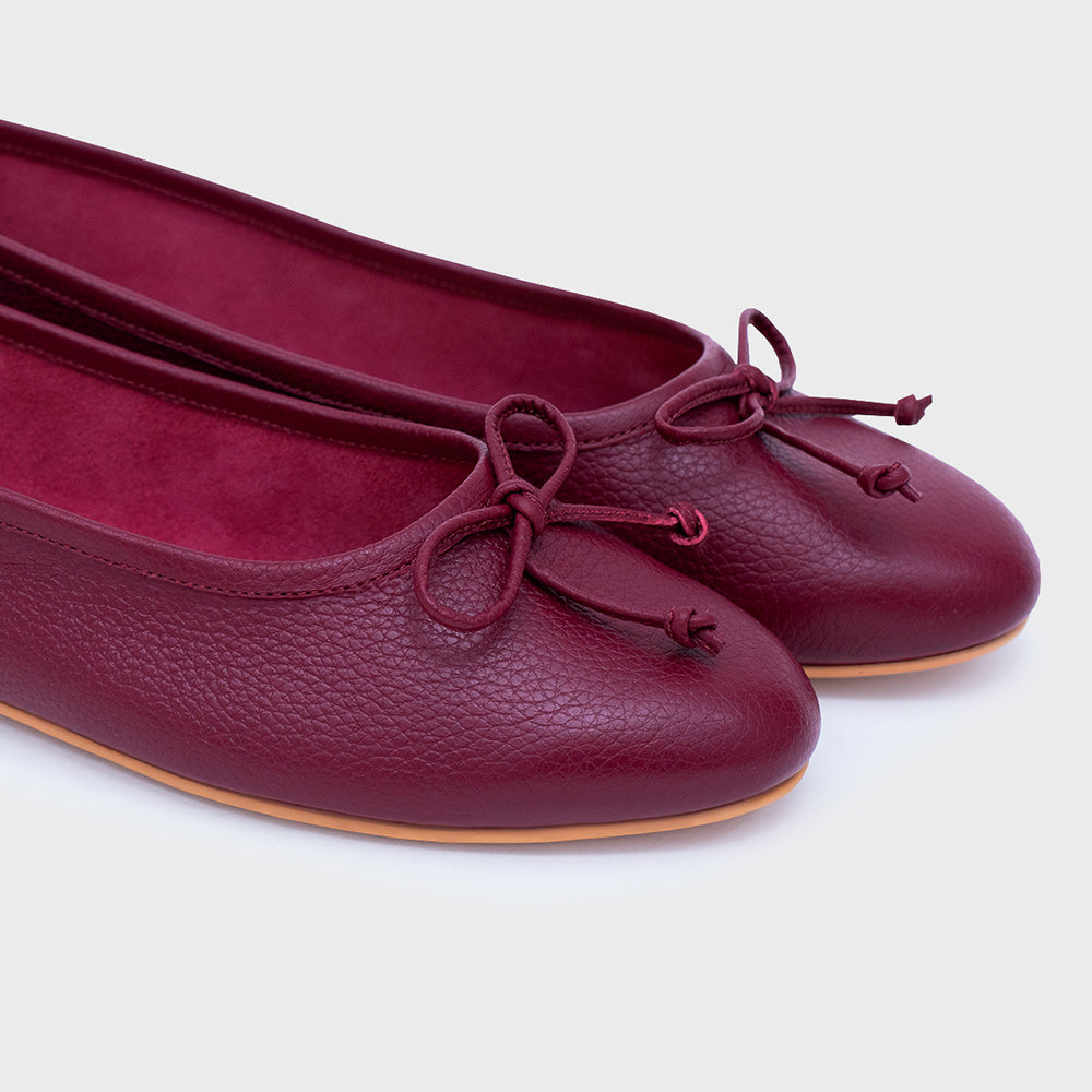 CARLA FLAT MORA