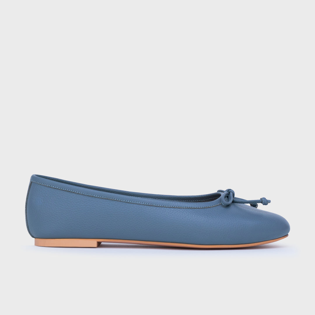 CARLA FLAT CELESTE