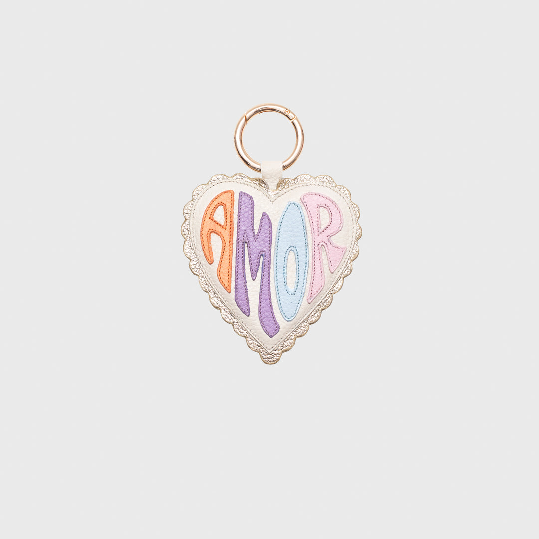 CHARM AMOR HUESO