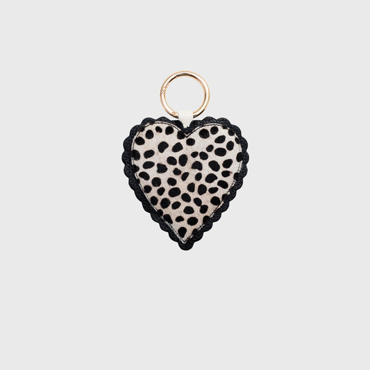 CHARM MALIKA HUESO
