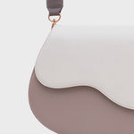 Cargue la imagen en el visor de la galería, TINA CLAM BAG MARRÓN
