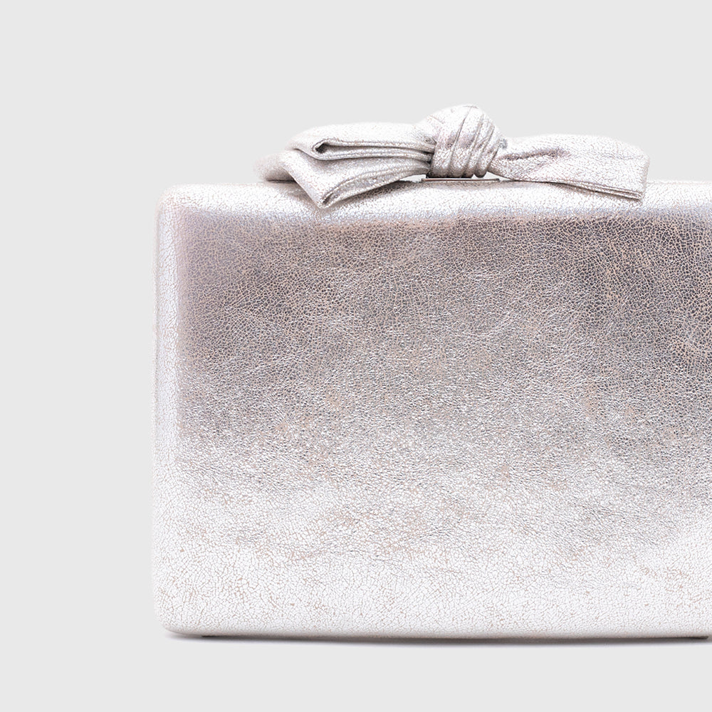 CLUTCH RAISA PLATA