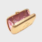 Cargue la imagen en el visor de la galería, CLUTCH LUCKY HEARTS PILLBOX ORO
