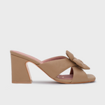 Cargue la imagen en el visor de la galería, GARDENIA PUMP MARRÓN
