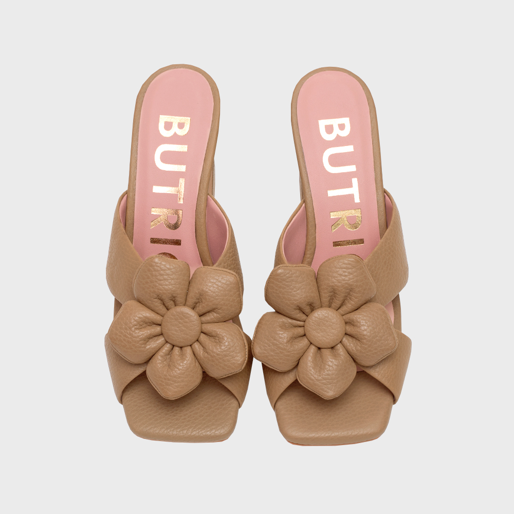 GARDENIA PUMP MARRÓN