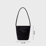Cargue la imagen en el visor de la galería, JANIA BUCKET BAG NEGRO