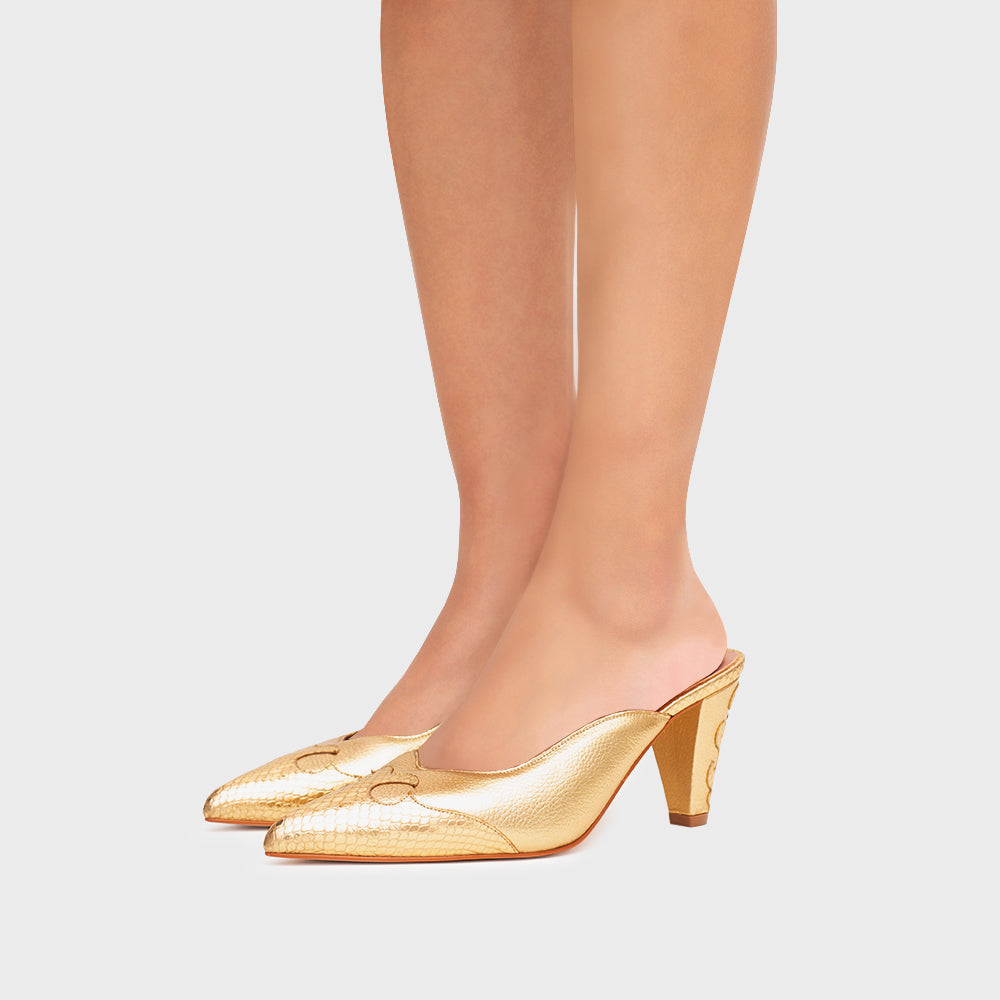 LUCKY MULE PUMP ORO