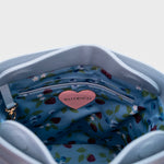 Cargue la imagen en el visor de la galería, LEMON BUCKET BAG CELESTE