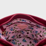 Cargue la imagen en el visor de la galería, STRAWBERRY BUCKET BAG MORA