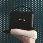 Cargue la imagen en el visor de la galería, NADIRA FLAP HAND BAG NEGRO