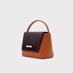 Cargue la imagen en el visor de la galería, NADIRA FLAP HAND BAG COBRE