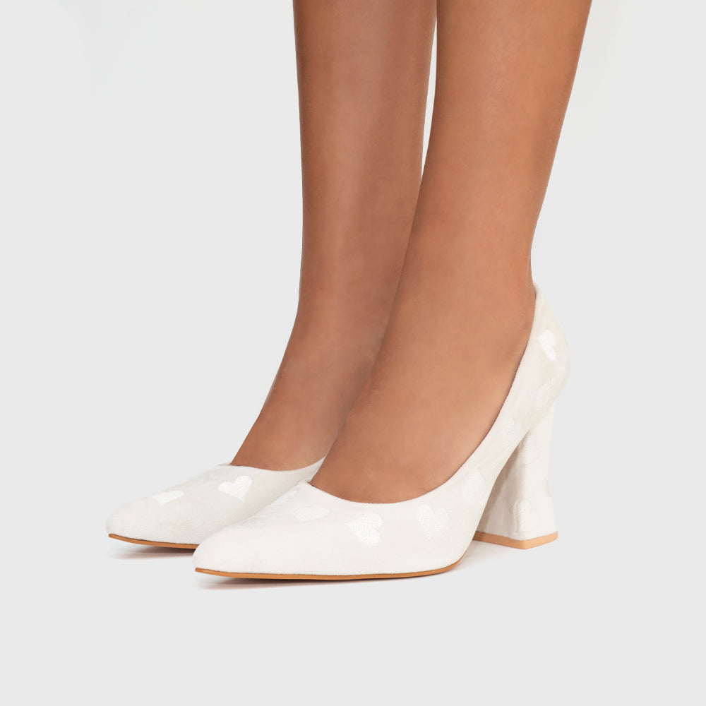 NISHA PUMP BRIDE HUESO