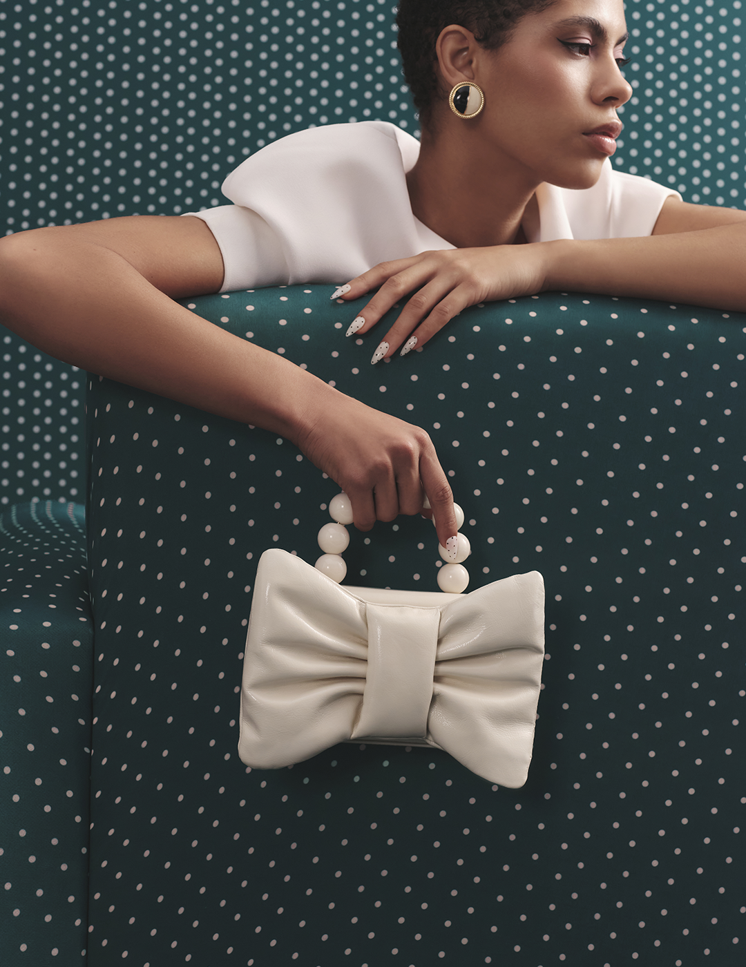 IVORY VIBES