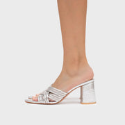 ALESSIA PUMP PLATA - Butrich Perú