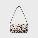 Cargue la imagen en el visor de la galería, ANIKA FLAP BAG HUESO NEGRO - Butrich Perú