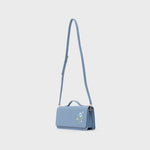 Cargue la imagen en el visor de la galería, BLUEBERRY SUNDAE RECTANGLE BAG CELESTE - Butrich Perú