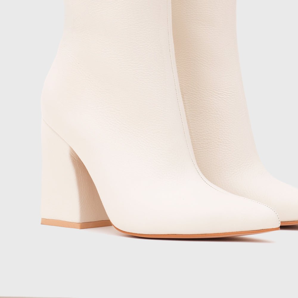 BOTA NINETTE RASPBERRY HUESO - Butrich Perú