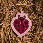 Cargue la imagen en el visor de la galería, CHARM LUCKY LADYBUG
