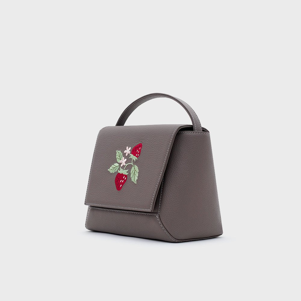 FLAP HANDBAG STRAWBERRY SUNDAE MARRÓN - Butrich Perú