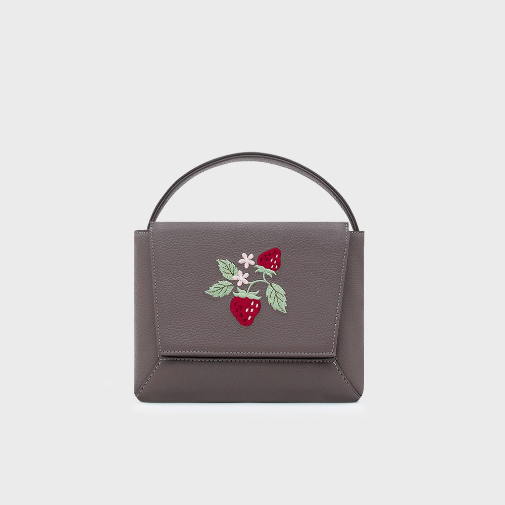 FLAP HANDBAG STRAWBERRY SUNDAE MARRÓN - Butrich Perú