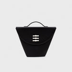 Cargue la imagen en el visor de la galería, LUCILLE FLAP TRAPEZE BAG NEGRO - Butrich Perú