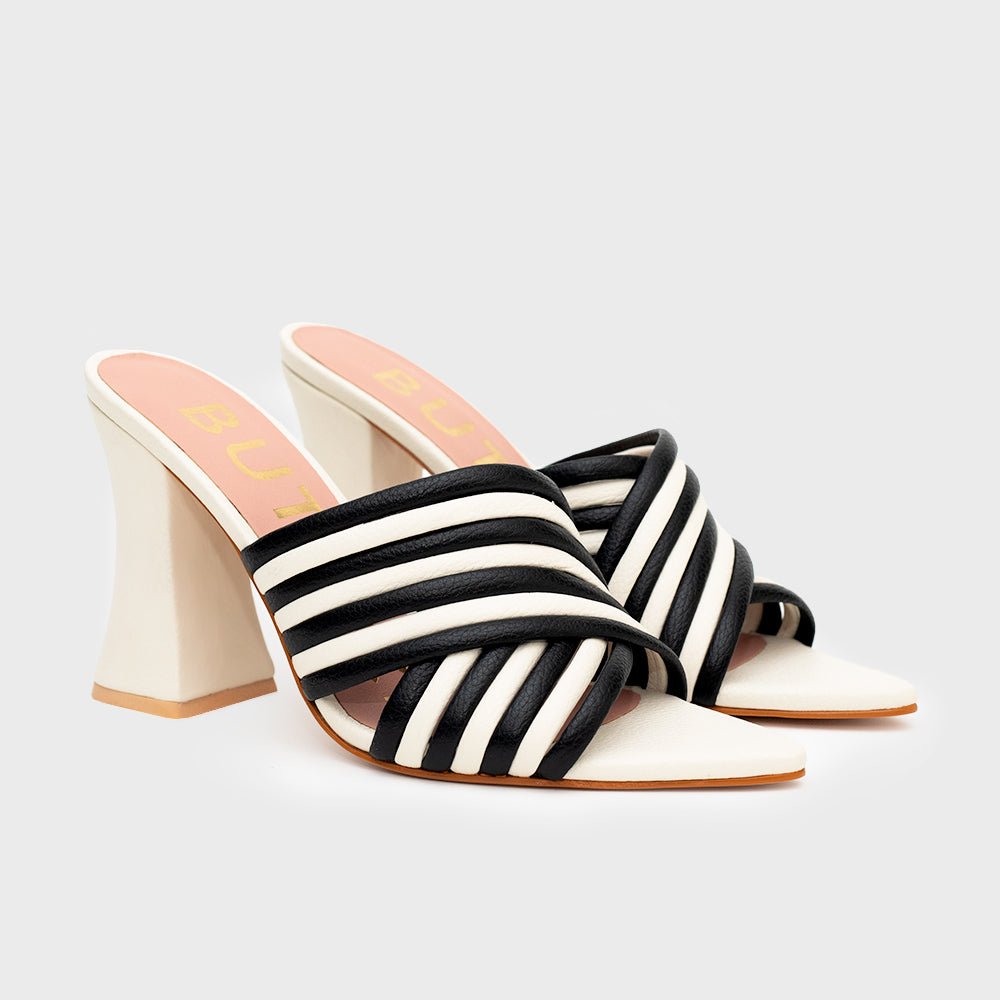 MARGARET PUMP HUESO NEGRO - Butrich Perú