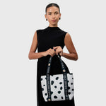 Cargue la imagen en el visor de la galería, MINI SUPER BAG 101 DALMATIANS HUESO - Butrich Perú