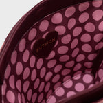 Cargue la imagen en el visor de la galería, NABILA TRAPEZE BAG BORGOÑA - Butrich Perú