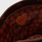 Cargue la imagen en el visor de la galería, NABILA TRAPEZE BAG MARRÓN - Butrich Perú