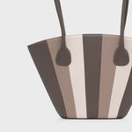 Cargue la imagen en el visor de la galería, NABILA TRAPEZE BAG GRIS