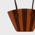 Cargue la imagen en el visor de la galería, NABILA TRAPEZE BAG MARRÓN