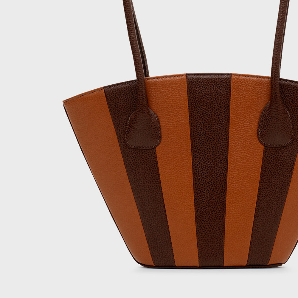 NABILA TRAPEZE BAG MARRÓN