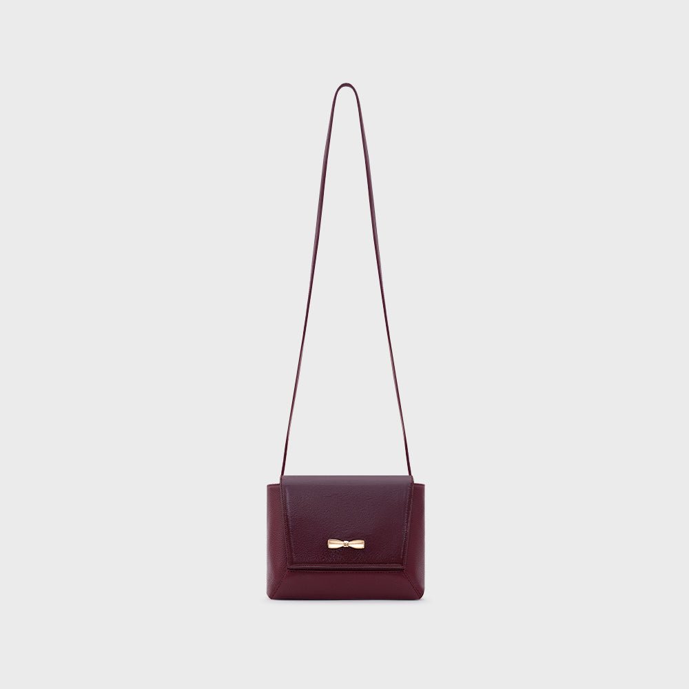 NADIRA FLAP HAND BAG BORGOÑA - Butrich Perú