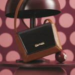 Cargue la imagen en el visor de la galería, NADIRA FLAP HAND BAG COBRE - Butrich Perú