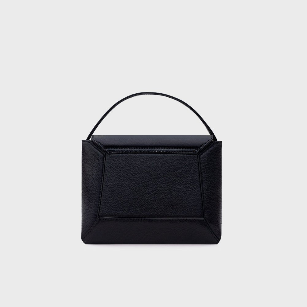 NADIRA FLAP HAND BAG NEGRO - Butrich Perú