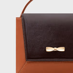 Cargue la imagen en el visor de la galería, NADIRA FLAP HAND BAG COBRE