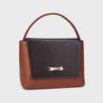 Cargue y reproduzca un video en el visor de la Galería, NADIRA FLAP HAND BAG COBRE