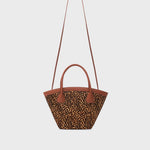 Cargue la imagen en el visor de la galería, SASKIA TRAPEZE BAG LEOPARDO - Butrich Perú