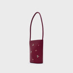 Cargue la imagen en el visor de la galería, STRAWBERRY BUCKET BAG MORA - Butrich Perú